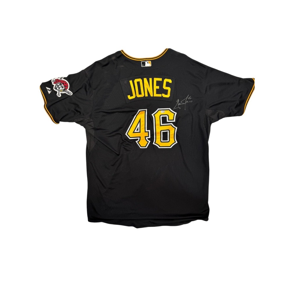 Majestic Pittsburgh Pirates Garrett Jones #46 Black Jersey Autographed Size 52